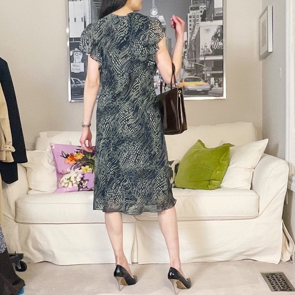 Flutter sleeve sheer dot pattern overlay midi dress - Picture 6 of 14